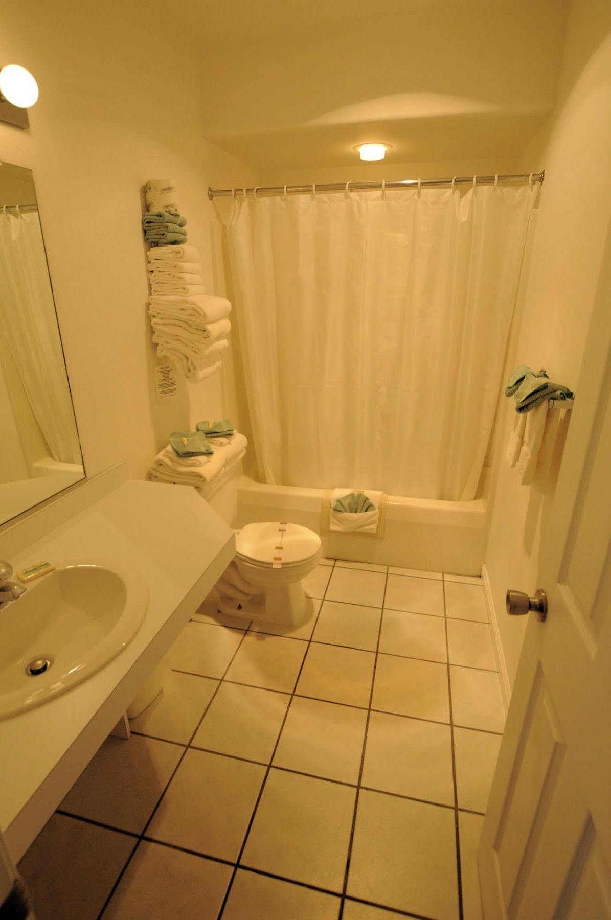 Riviera Resort & Suites Wildwood Eksteriør bilde